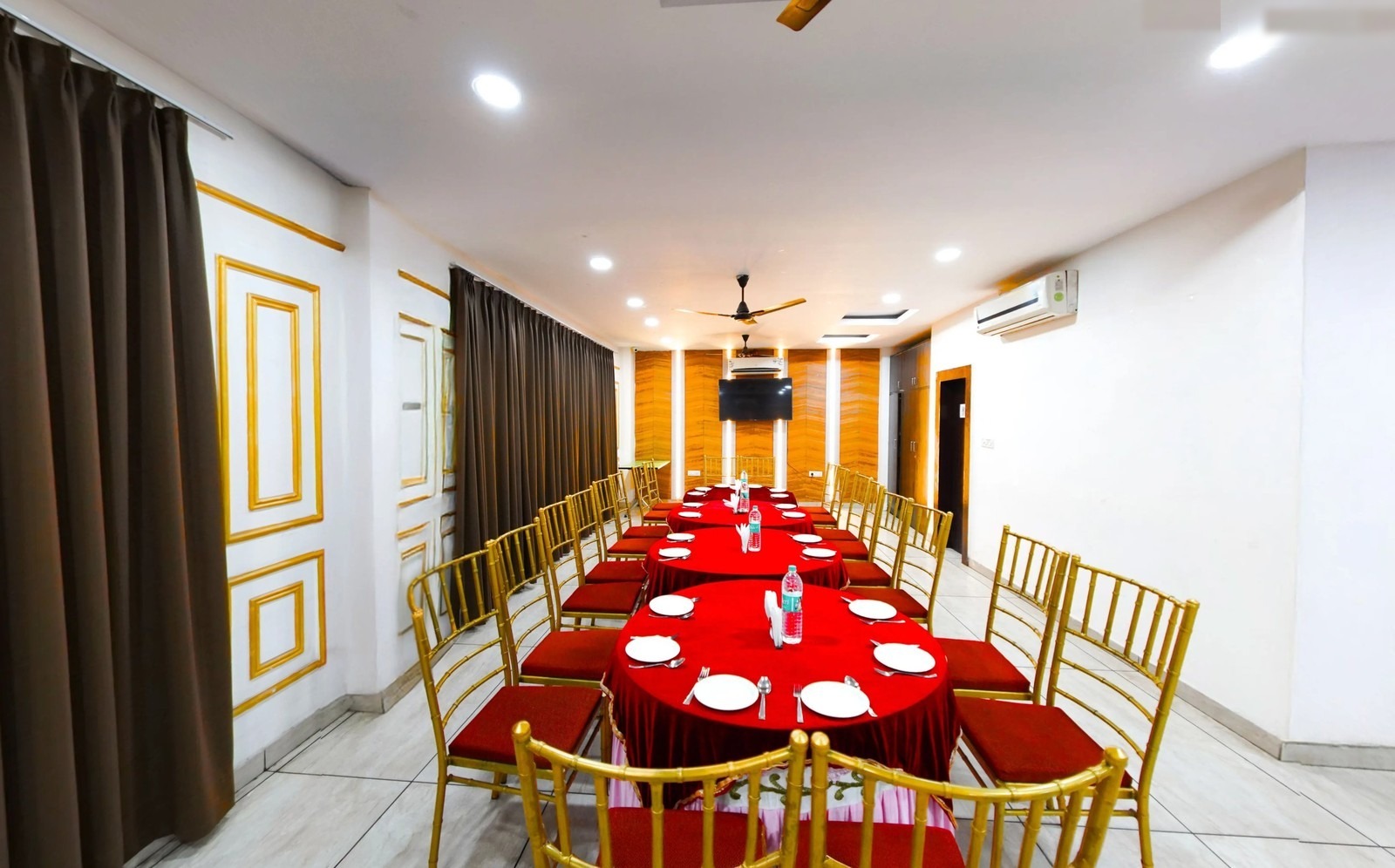 Corporate Meetings and Conferences at Hotel Flora